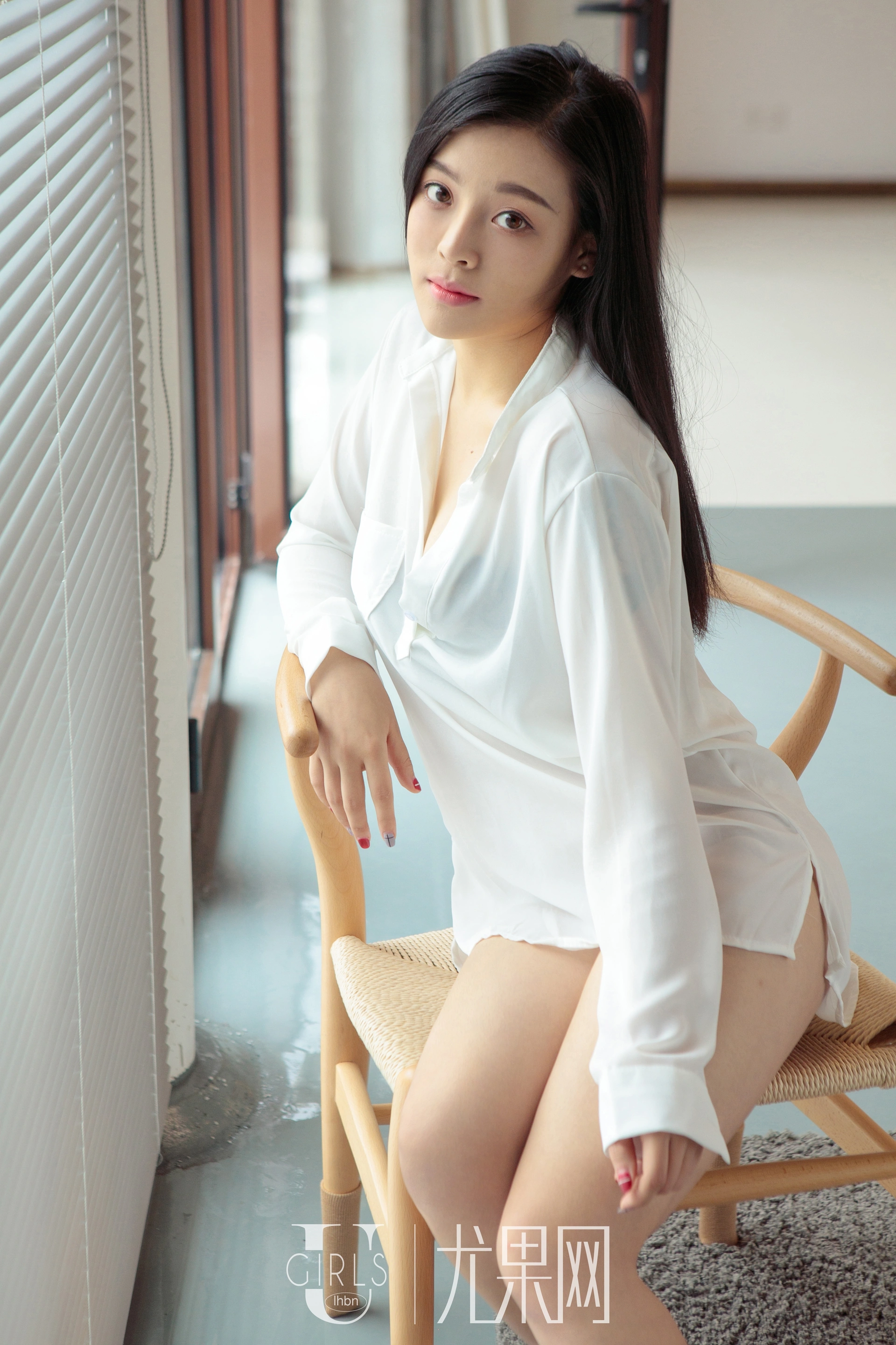 Ugirls尤果网 - 2017.09.06 U.302凌菲 1